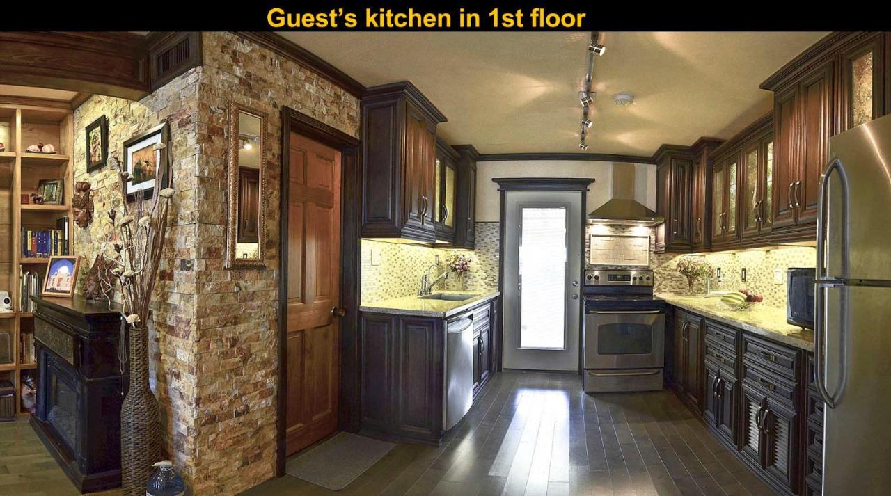 Salmon Magwood Guesthouse Toronto Esterno foto