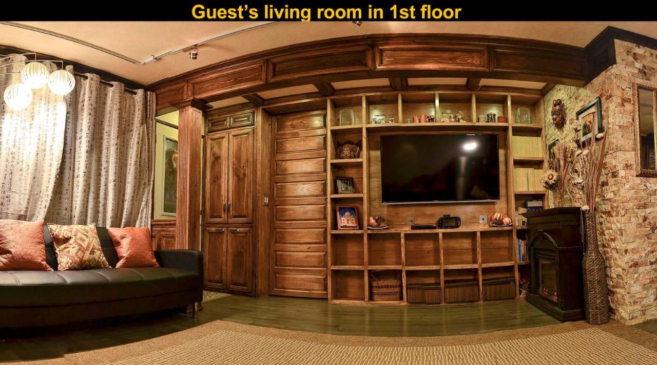 Salmon Magwood Guesthouse Toronto Esterno foto